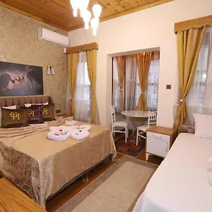 gur-royal-suit-aparts.istanbul-turkeyhotels.com/